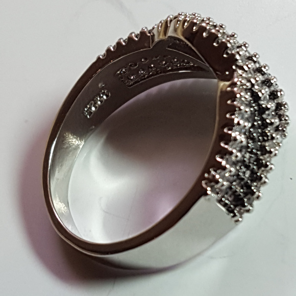 Cluster Cocktail Ring Cubic Zirconia 925 Size 9 BLACK AND CLEAR CZ MODERNISTIC - Picture 5 of 8